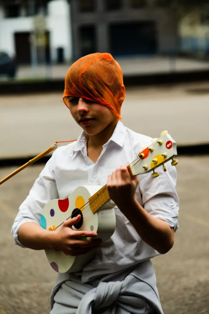 Mélodie Voisine (24 x 30 cm, 24 x 30 cm)