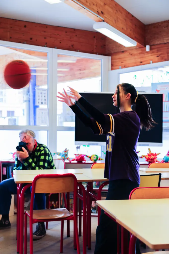 Double Prise (24 x 30 cm, 24 x 30 cm)