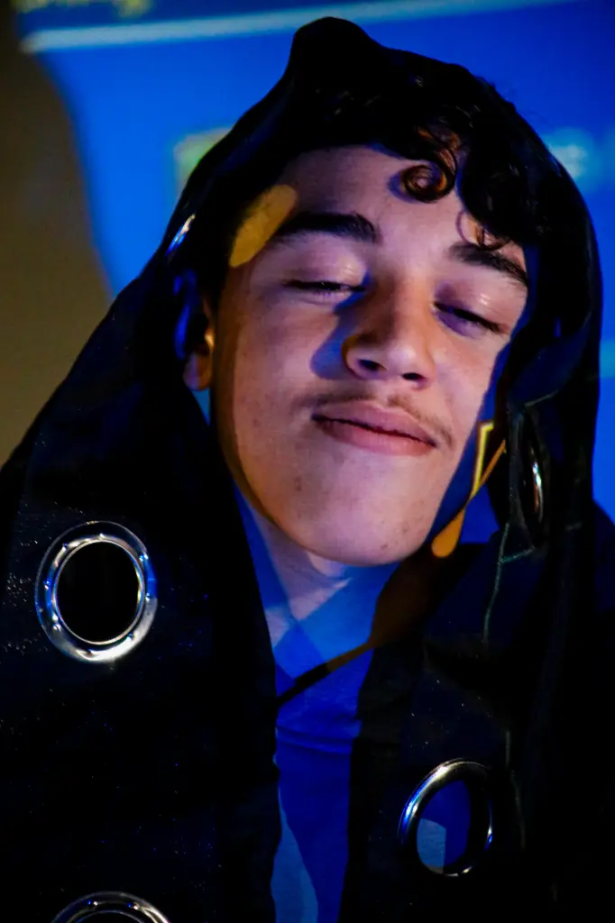 Madone Urbaine (24 x 30 cm, 24 x 30 cm)